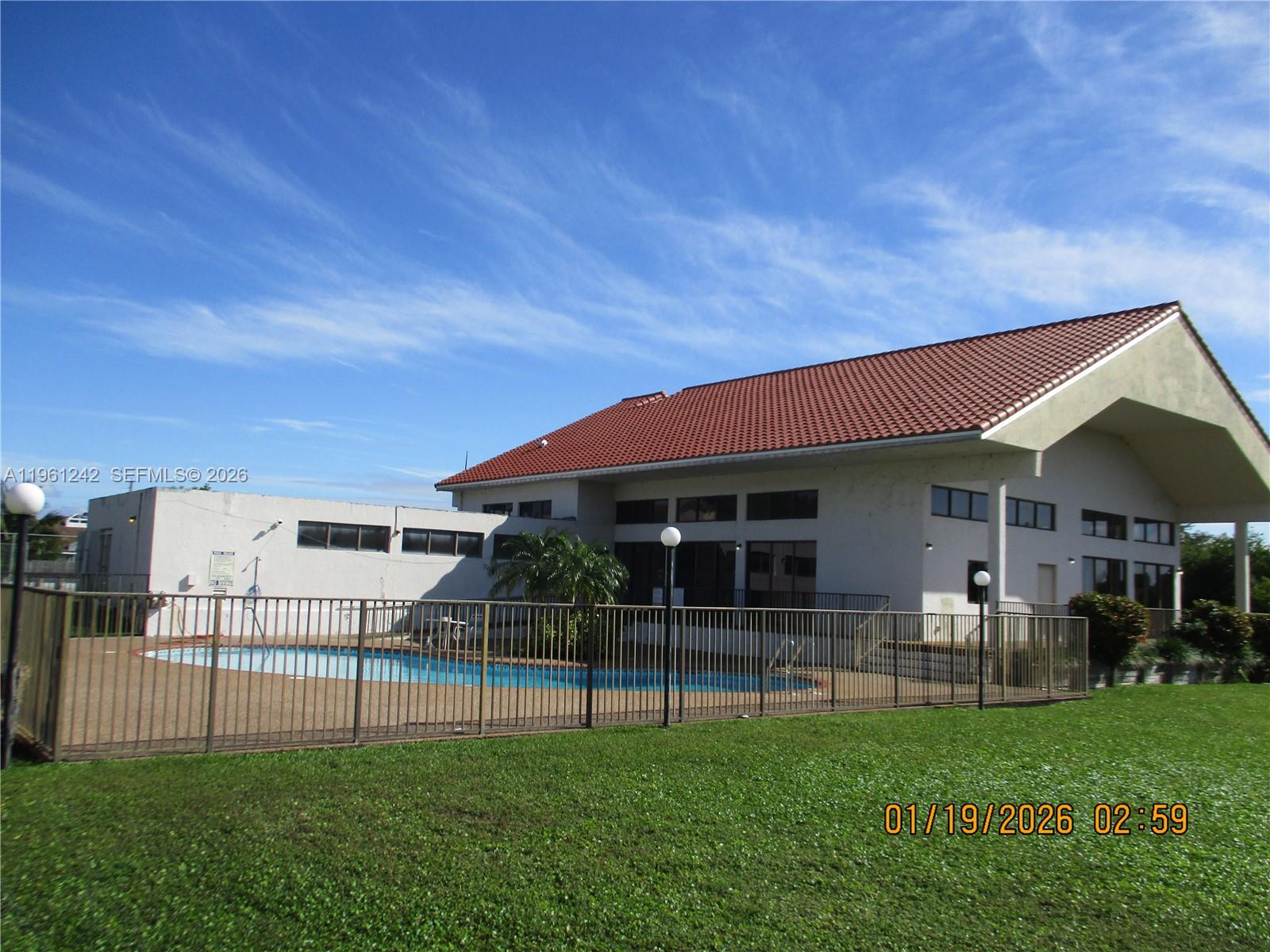 MIRA LAGO CONDO - Residential