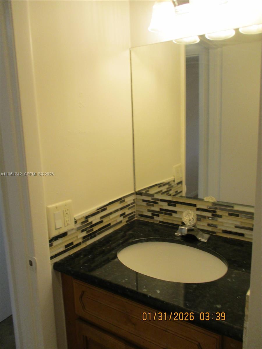 MIRA LAGO CONDO - Residential