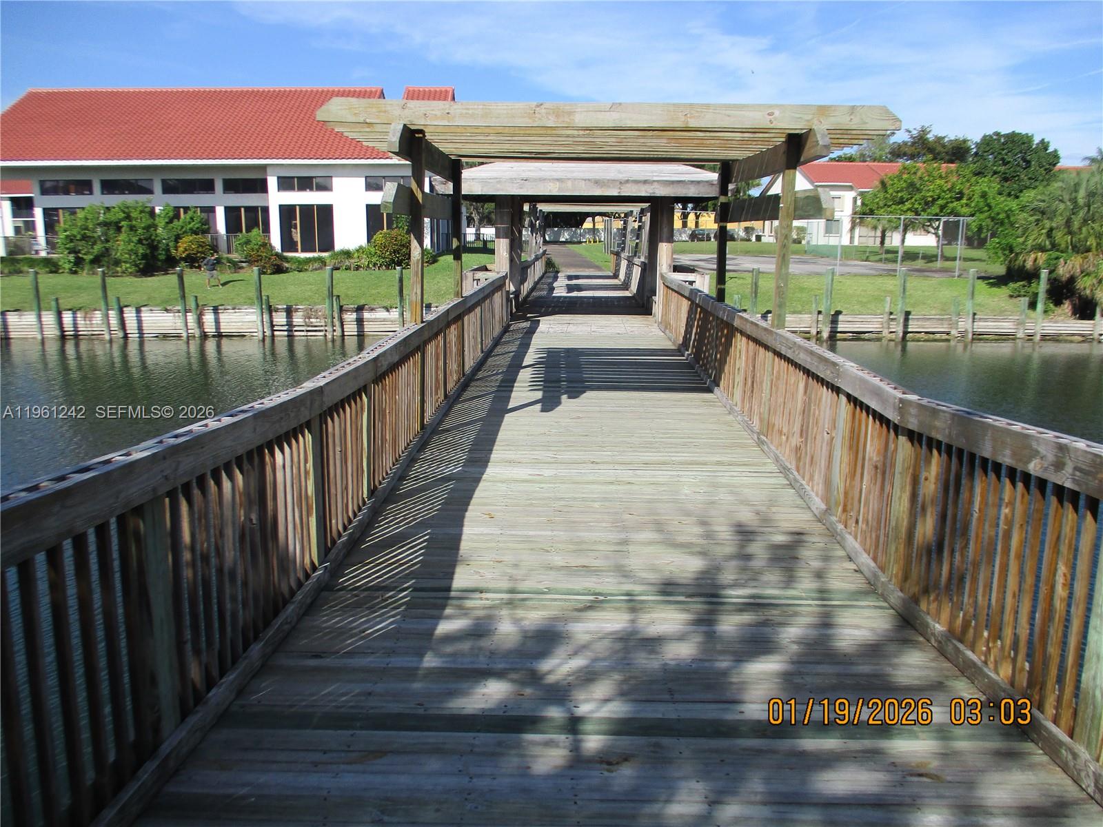 MIRA LAGO CONDO - Residential