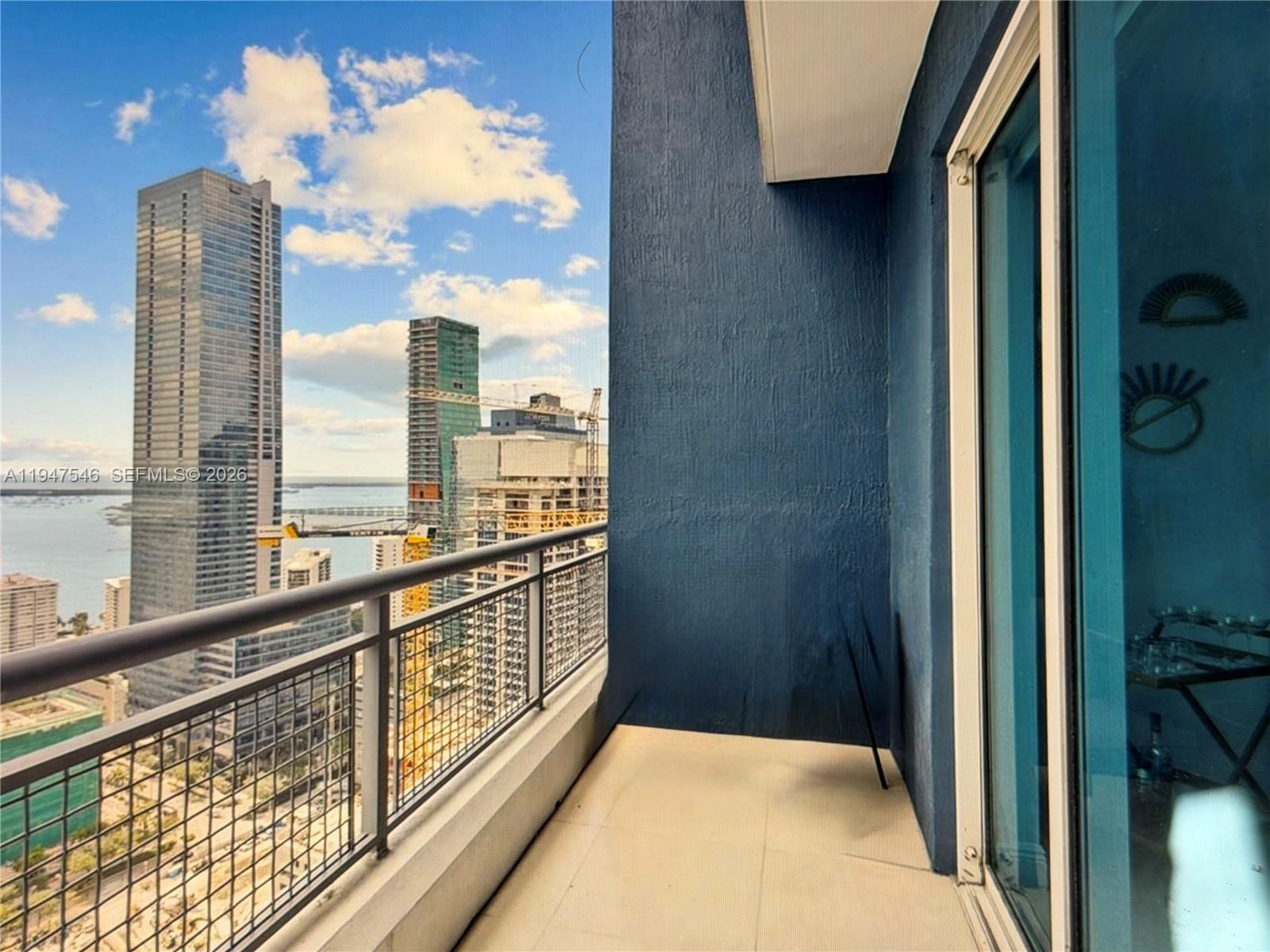 INFINITY AT BRICKELL COND - Residential