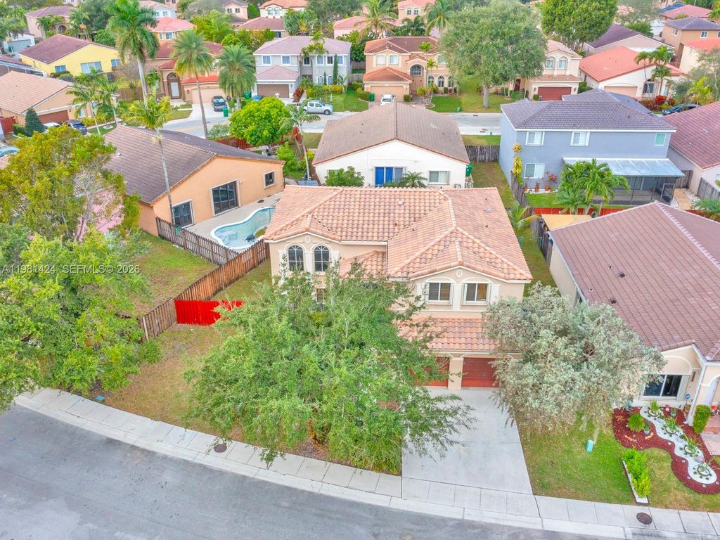 Photo of 1663 E Harmony Lake Cir #., Davie, FL 33324 (MLS # A11981424)