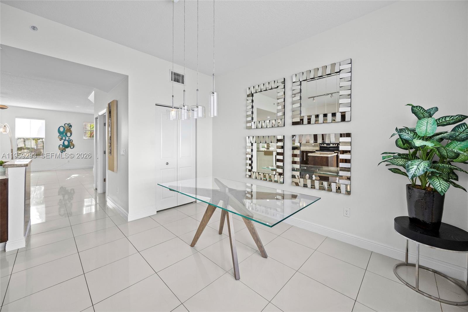PENINSULA ON THE INTRACOA - Residential