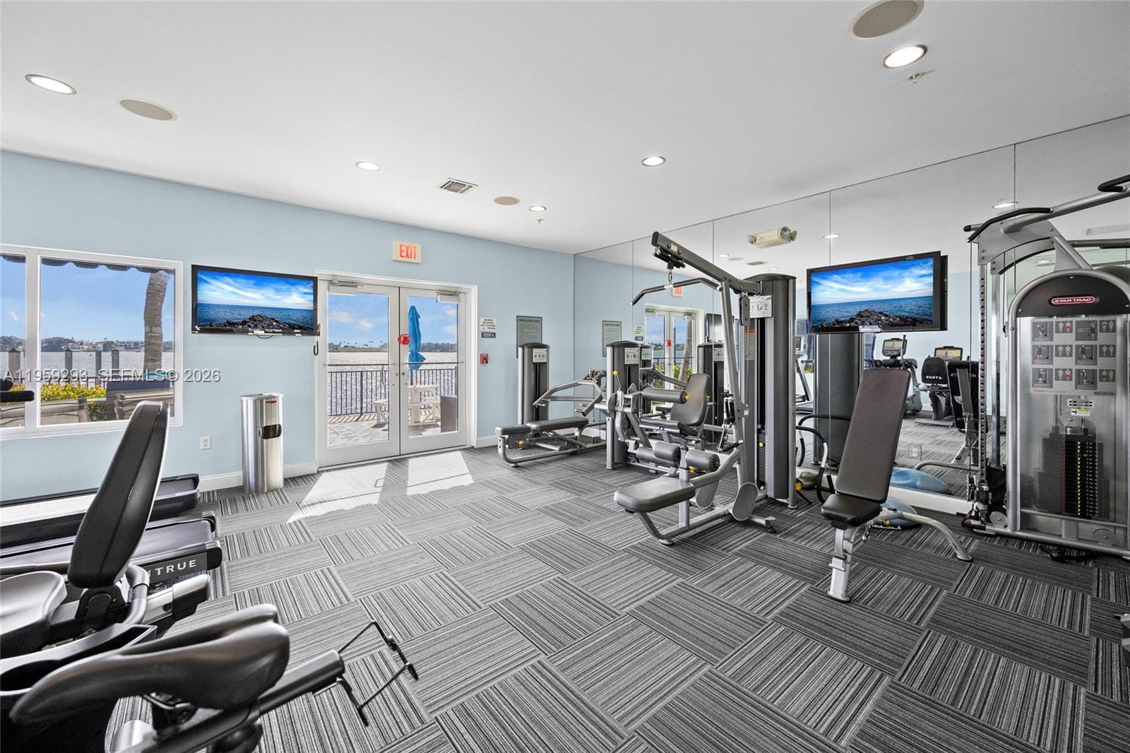 PENINSULA ON THE INTRACOA - Residential
