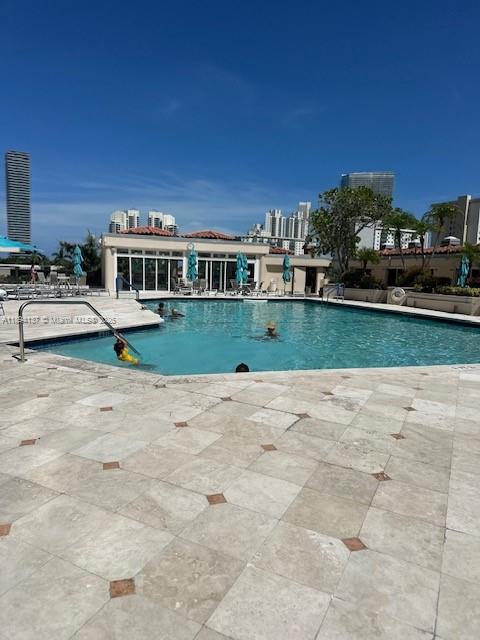 TURNBERRY ISLE SOUTH COND - Residential Lease