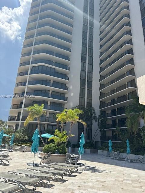 TURNBERRY ISLE SOUTH COND - Residential Lease