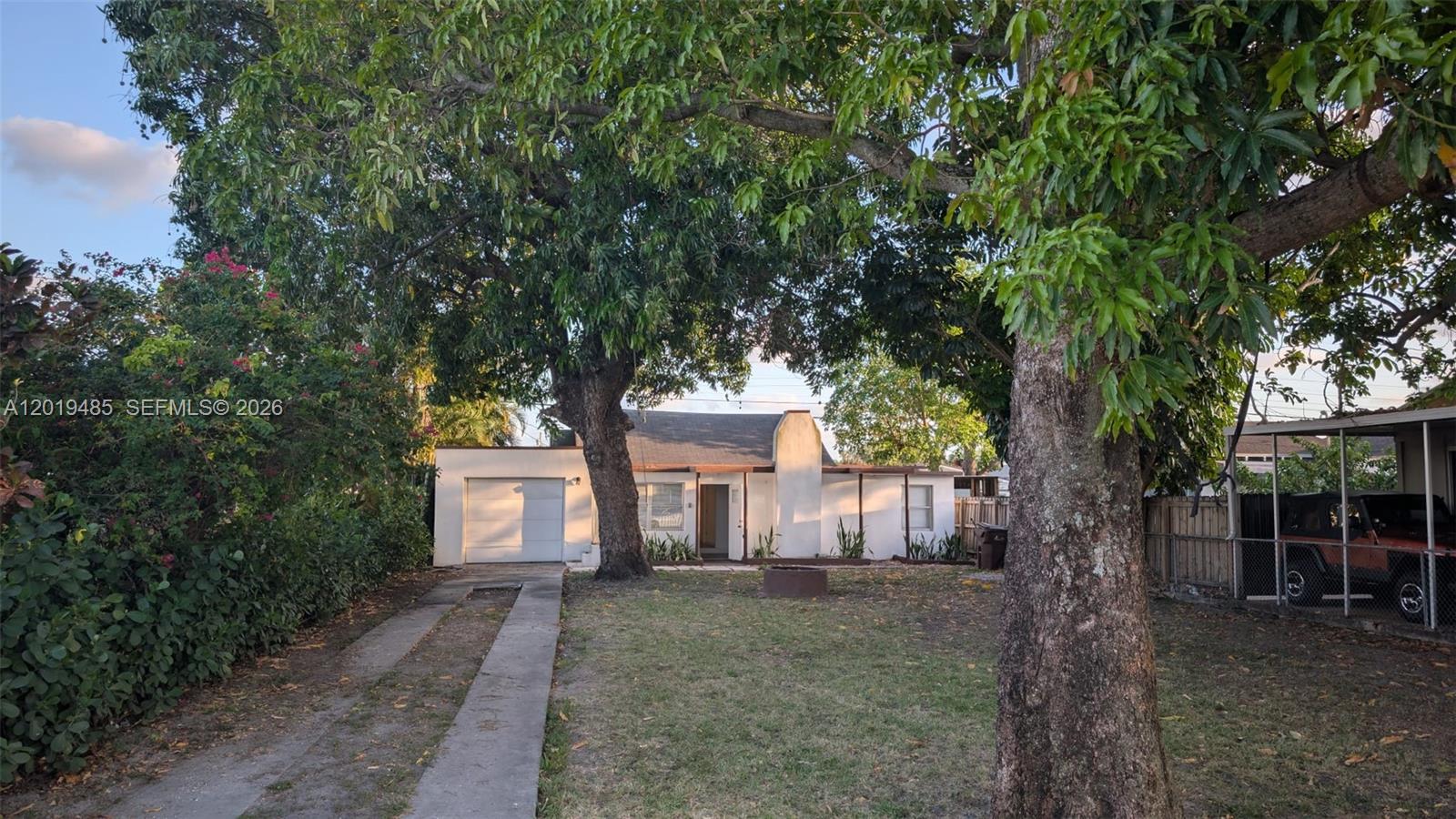 HIALEAH 7TH ADDN - Residential