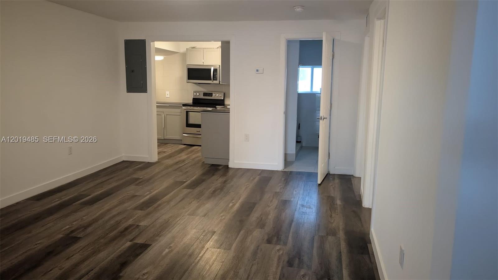 HIALEAH 7TH ADDN - Residential