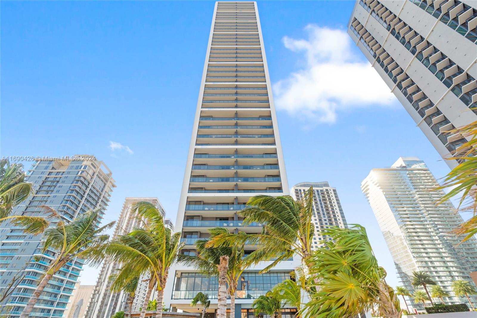 Property for Sale at 601 Ne 1st Ave 2403, Miami, Broward County, Florida - Bathrooms: 1  - $450,000
