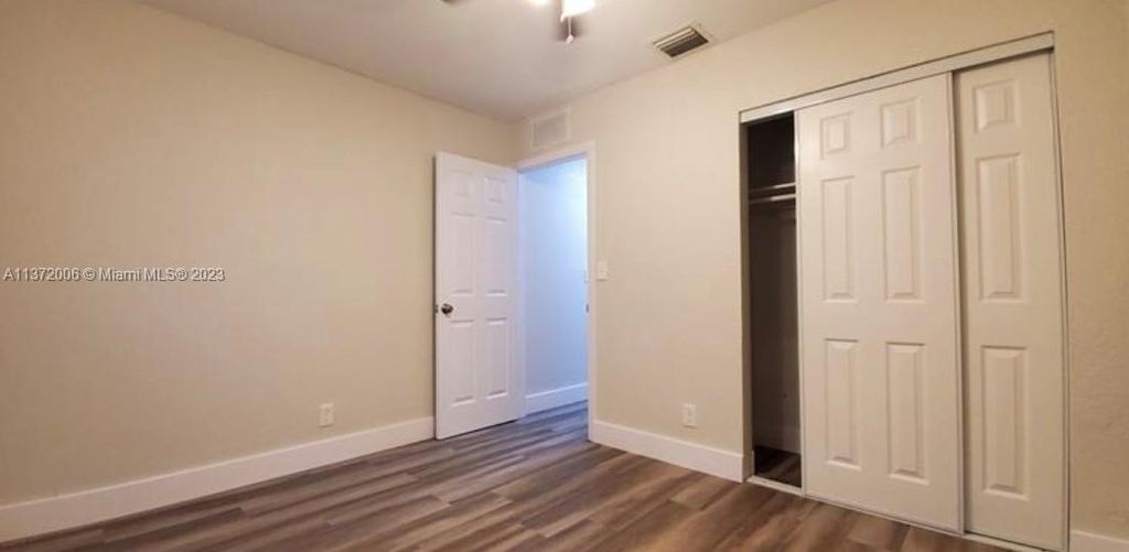 Photo of 450 SW 2nd St #5, Pompano Beach, FL 33060 (MLS # A11372006)