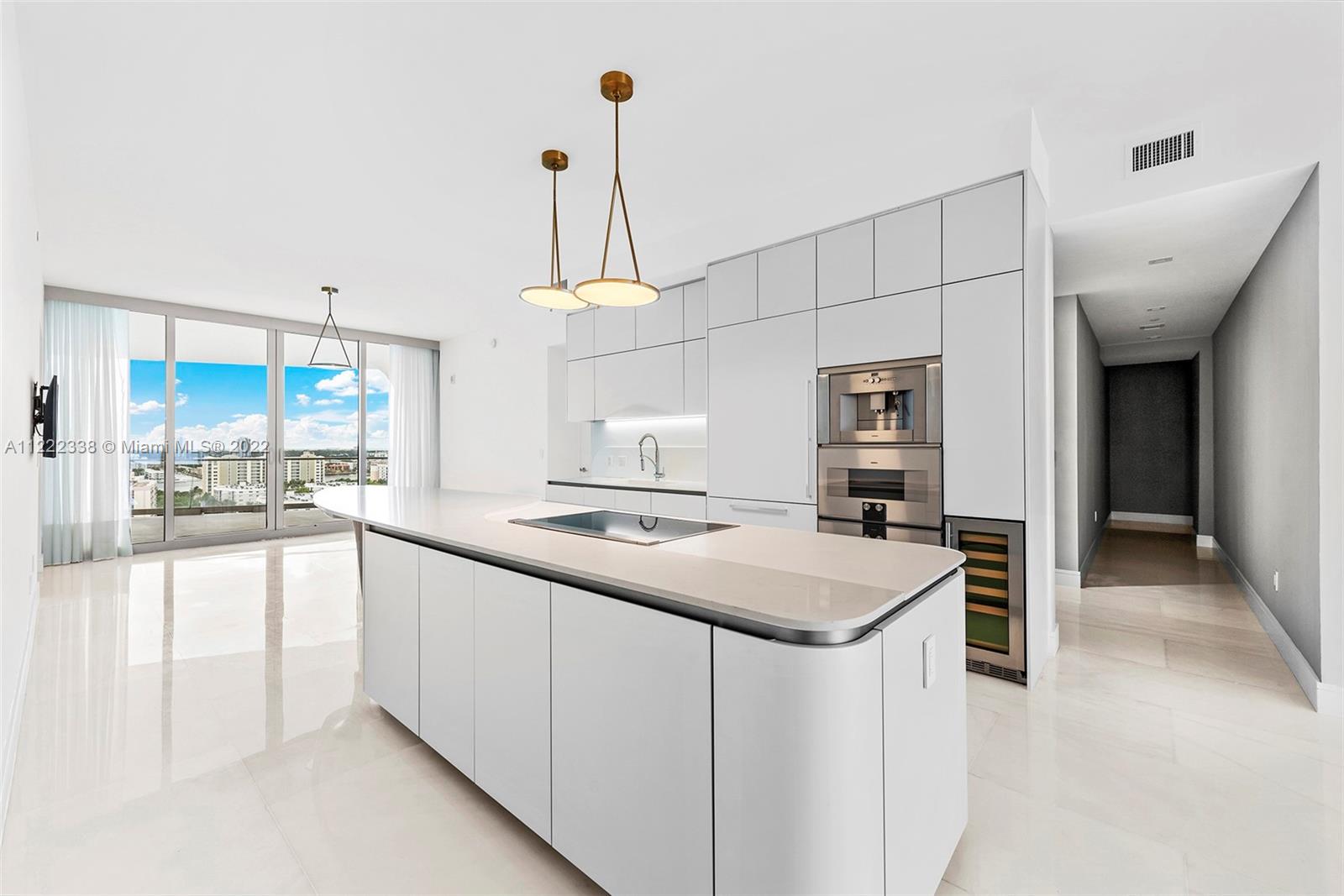 JADE SIGNATURE CONDO - Residential