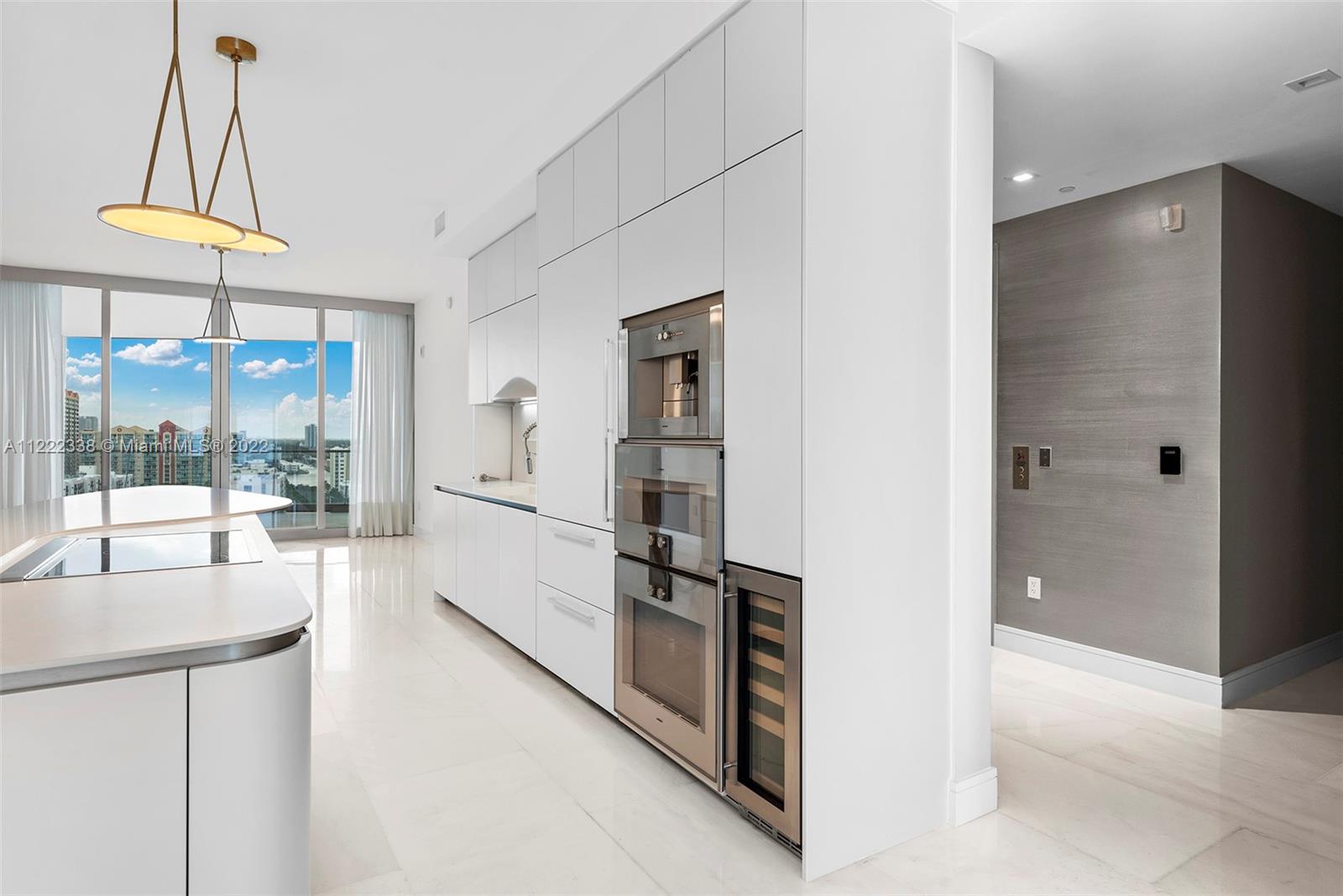 JADE SIGNATURE CONDO - Residential