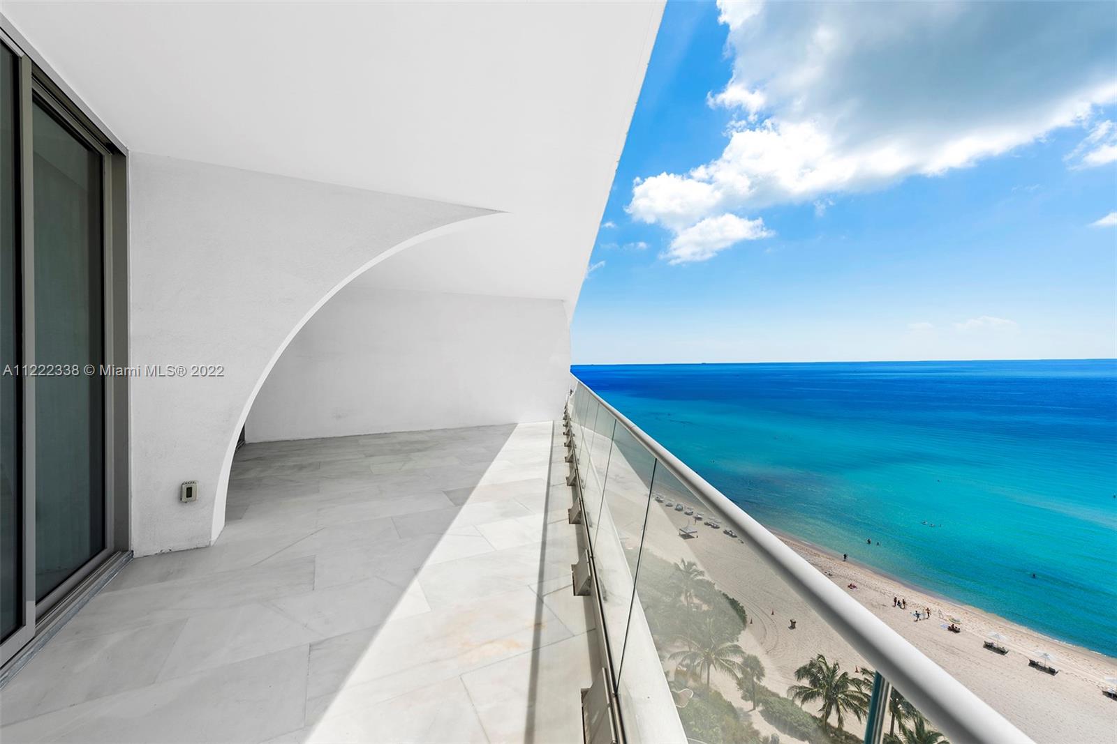 JADE SIGNATURE CONDO - Residential