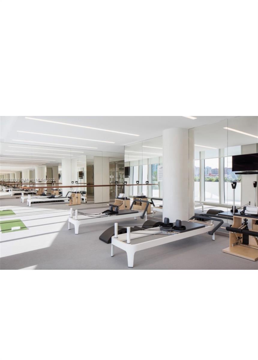 JADE SIGNATURE CONDO - Residential