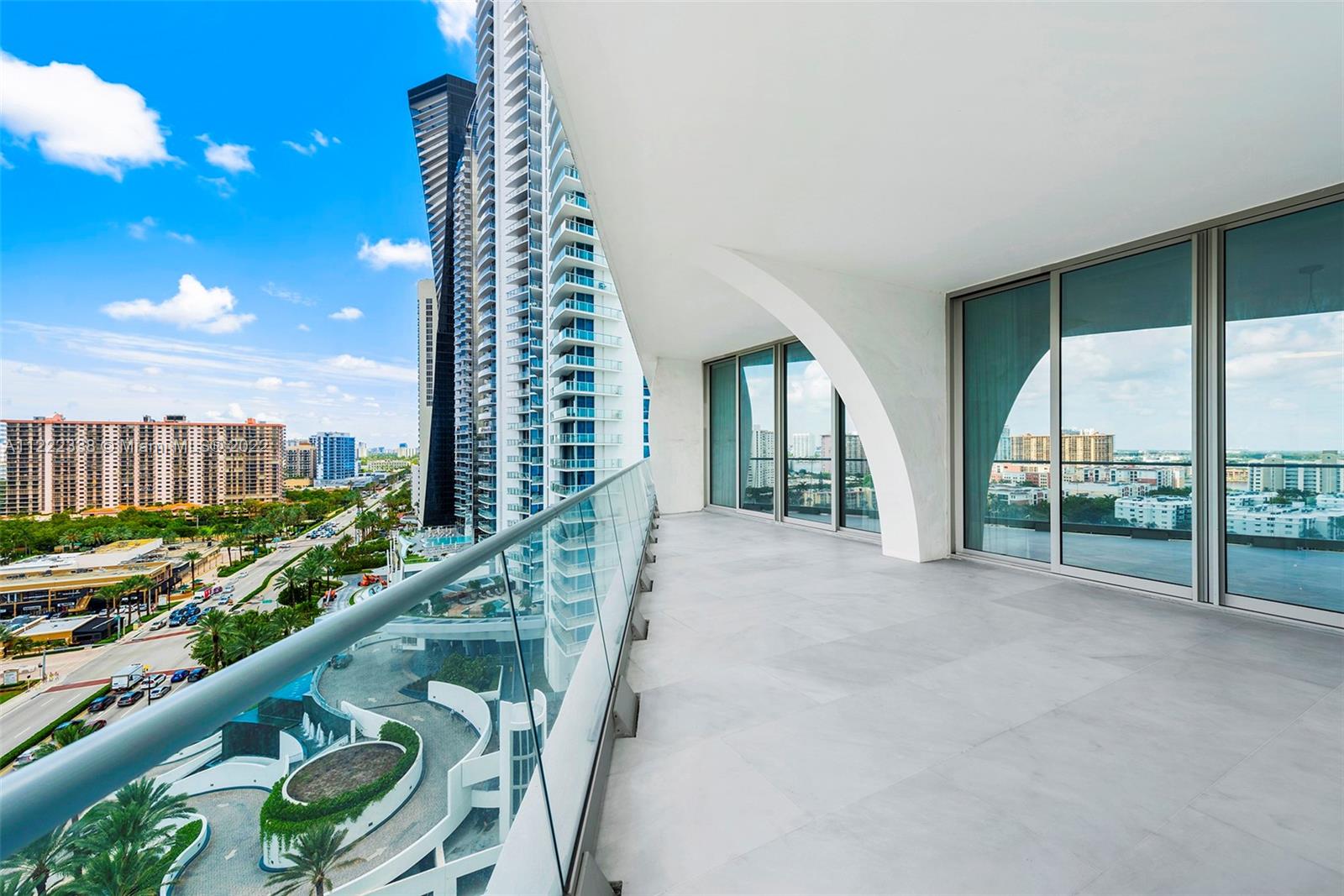 JADE SIGNATURE CONDO - Residential