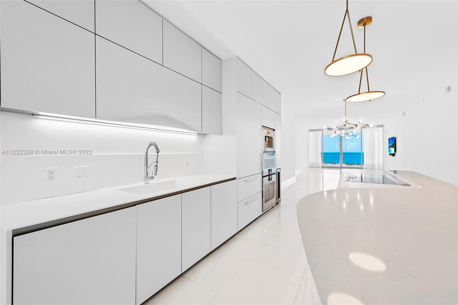 JADE SIGNATURE CONDO - Residential