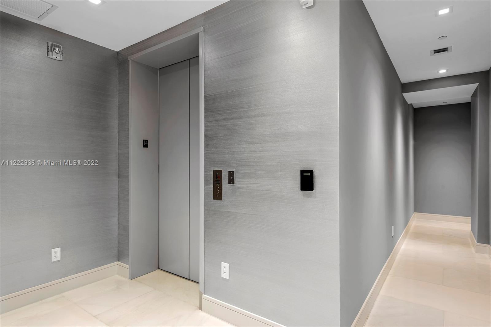 JADE SIGNATURE CONDO - Residential