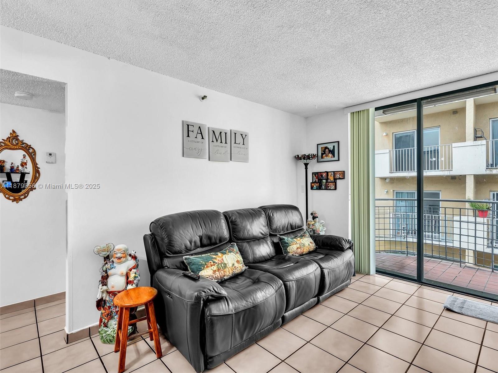 RIOPLAZA CONDOMINIUM SOUT - Residential