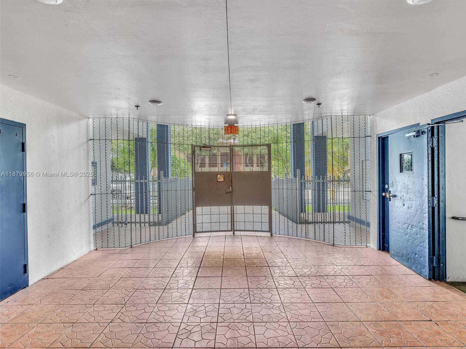 RIOPLAZA CONDOMINIUM SOUT - Residential