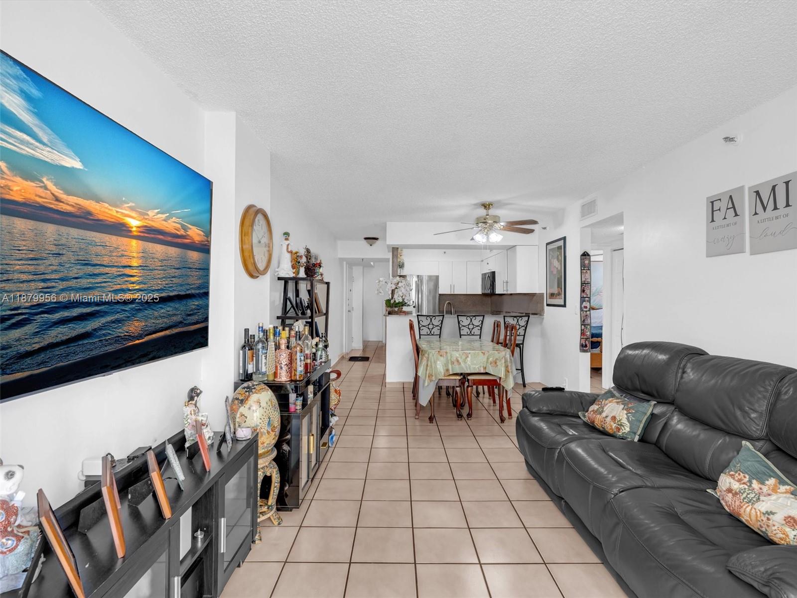 RIOPLAZA CONDOMINIUM SOUT - Residential