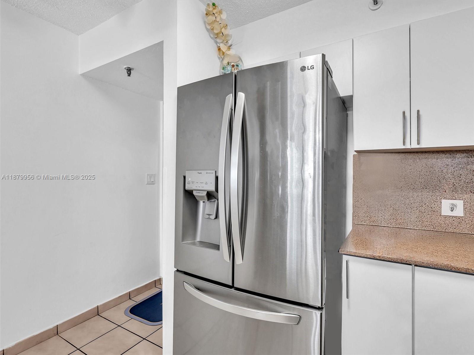 RIOPLAZA CONDOMINIUM SOUT - Residential