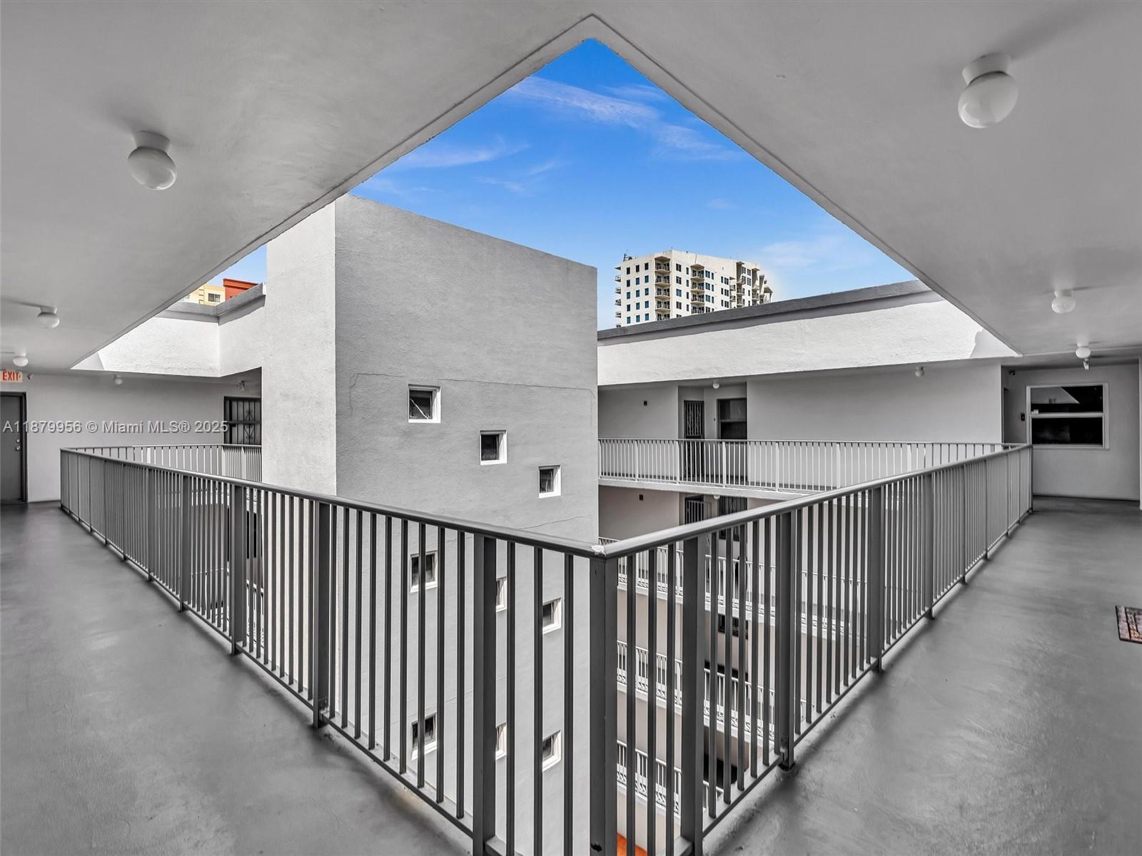 RIOPLAZA CONDOMINIUM SOUT - Residential