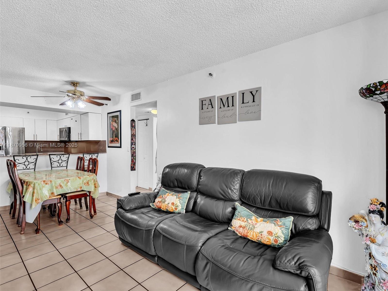 RIOPLAZA CONDOMINIUM SOUT - Residential