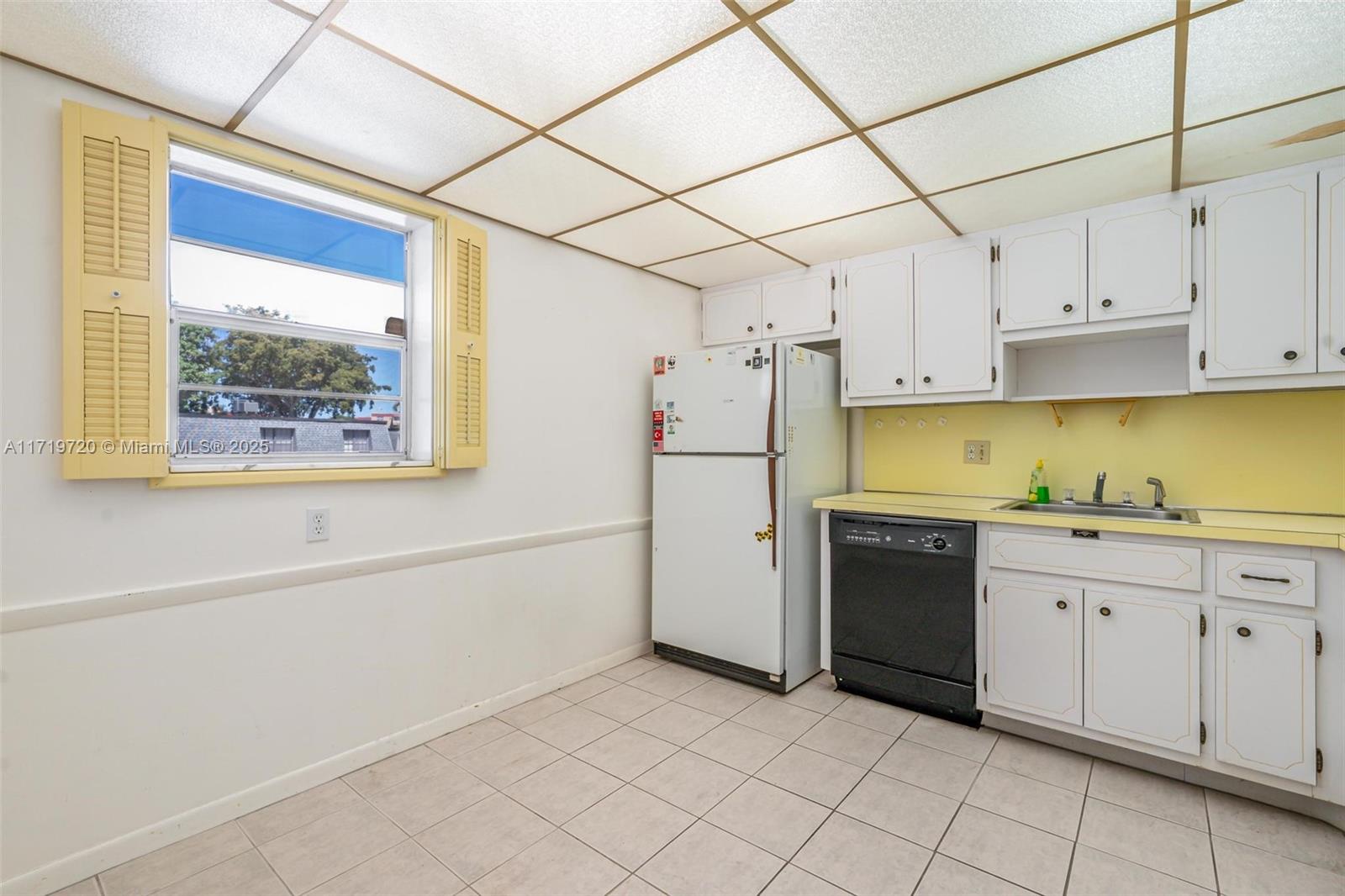 6731 Cypress Rd 104