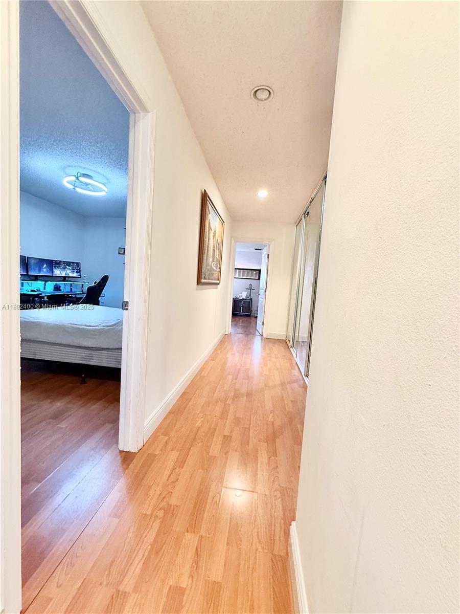COSTA DEL SOL CONDO #4 - Residential