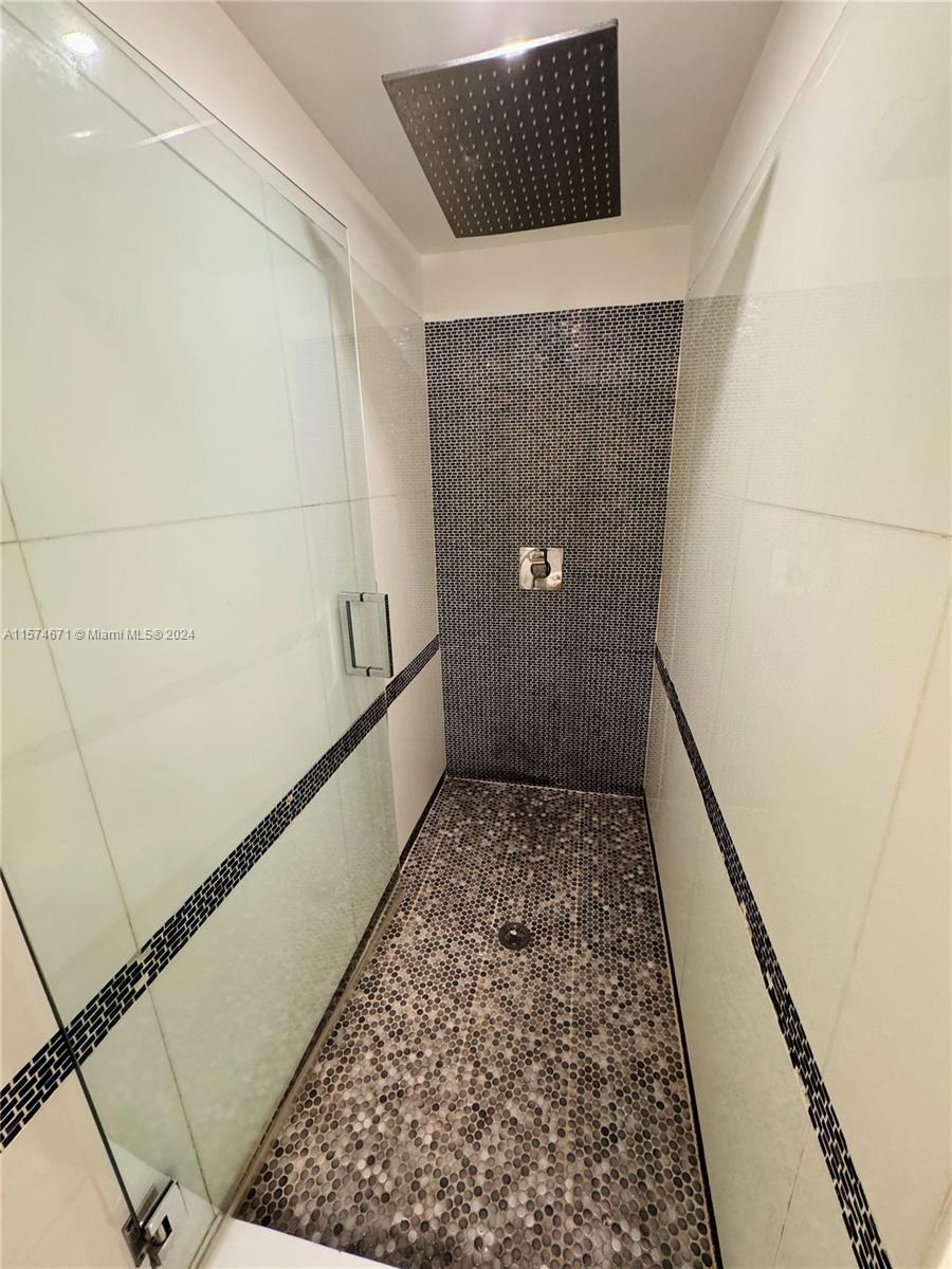 LINCOLN SUB - Residential