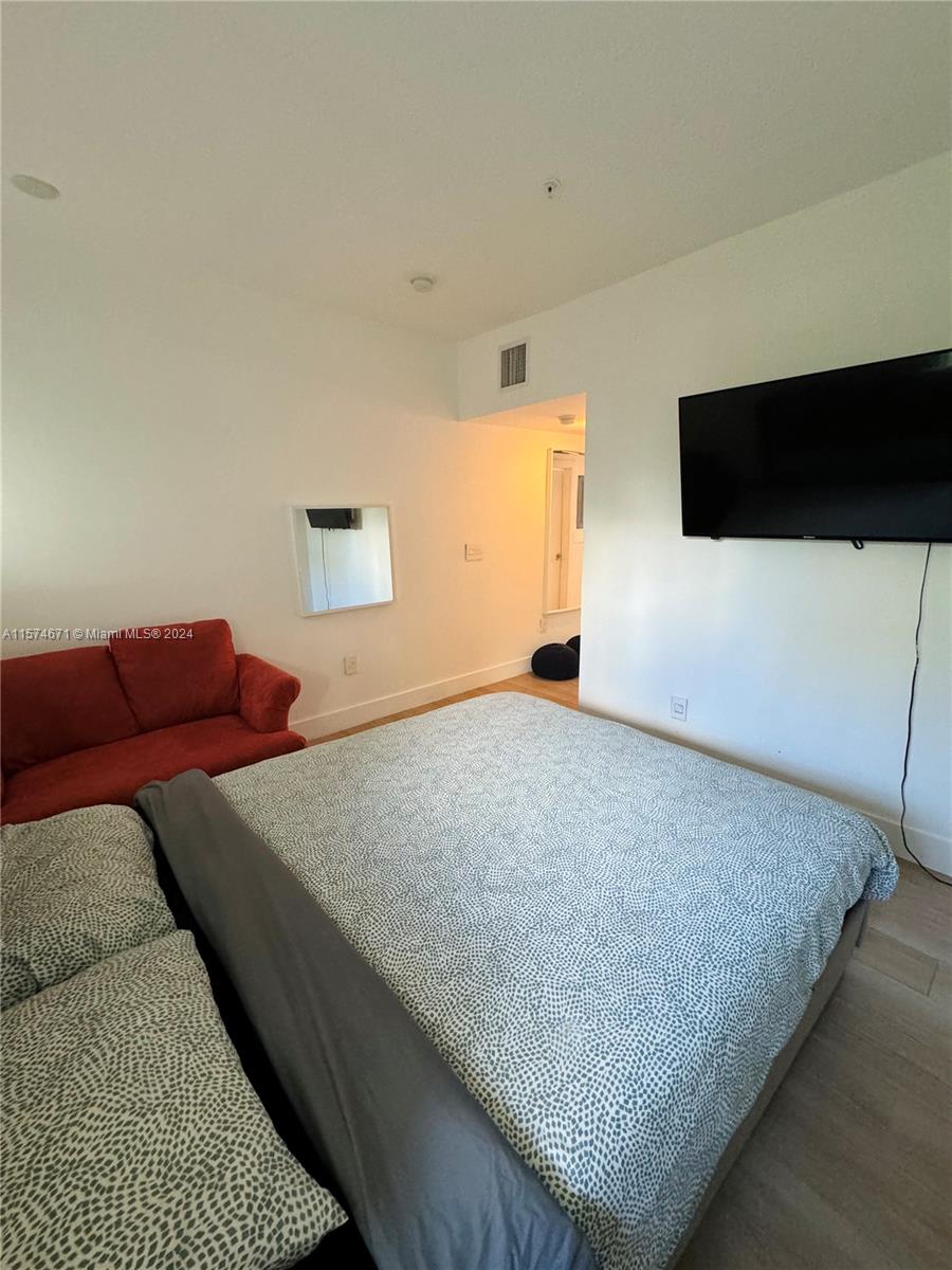 LINCOLN SUB - Residential