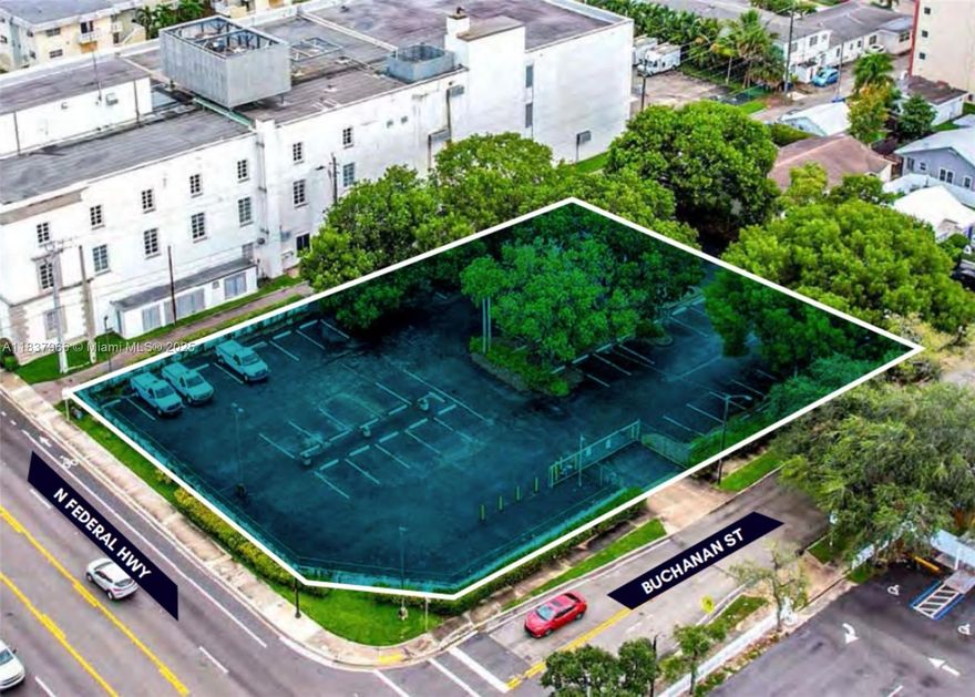 SIZE: 30,000 SF / 0.69 Acres
ZONING: FH-2
CARS PER
DAY:
35,000 VPD - Federal Hwy
RENT: Upon request
DELIVERY: Immediate
PERMITTED
USES:
• Live-Work
• Office
• Hotel
• Motel
• Restaurant
• Car Rental
• Commercial Uses
• Parking Lots &
Garages
• Retail Sales
• Car Wash
• Houses of Worship
• Schools
• Manufacturing
• Multi-Family, except on
ground floor adjacent to
Federal Hwy