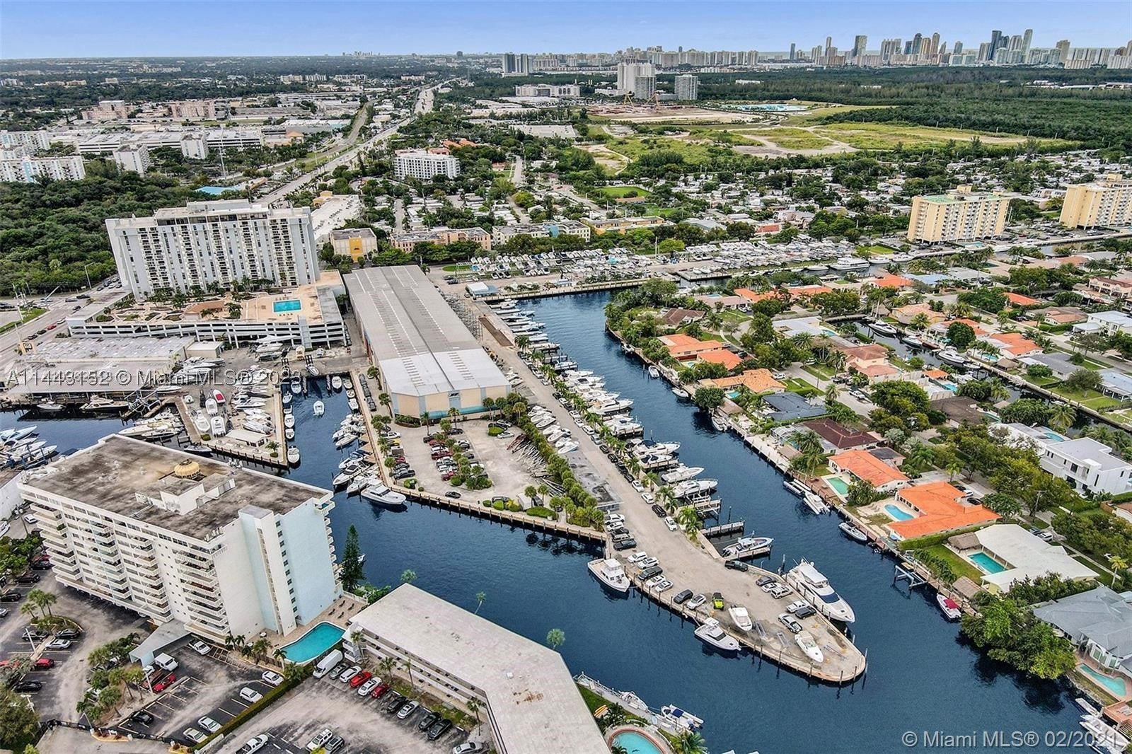 13499 Biscayne Blvd 1513, North Miami FL 33181