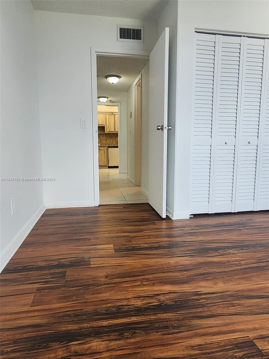 SAILBOAT CAY CONDO - Residential