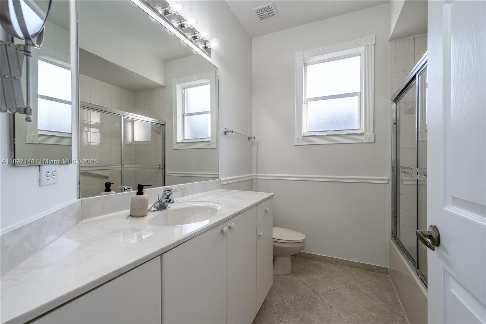 PEMBROKE FALLS - Residential