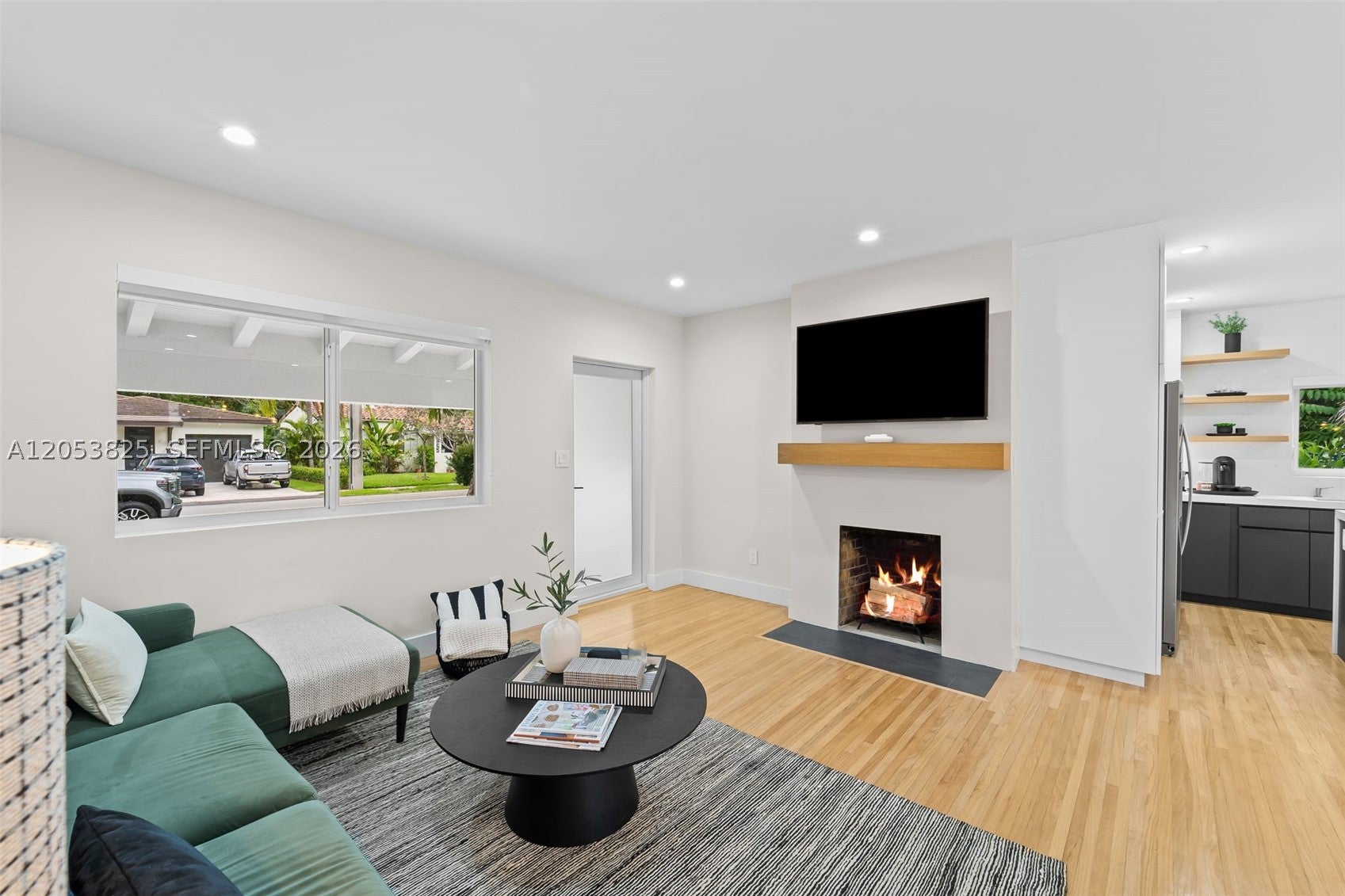 829 Granada Groves Ct