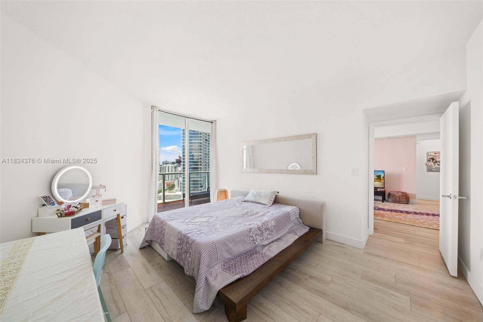 QUANTUM ON THE BAY CONDO - Residential