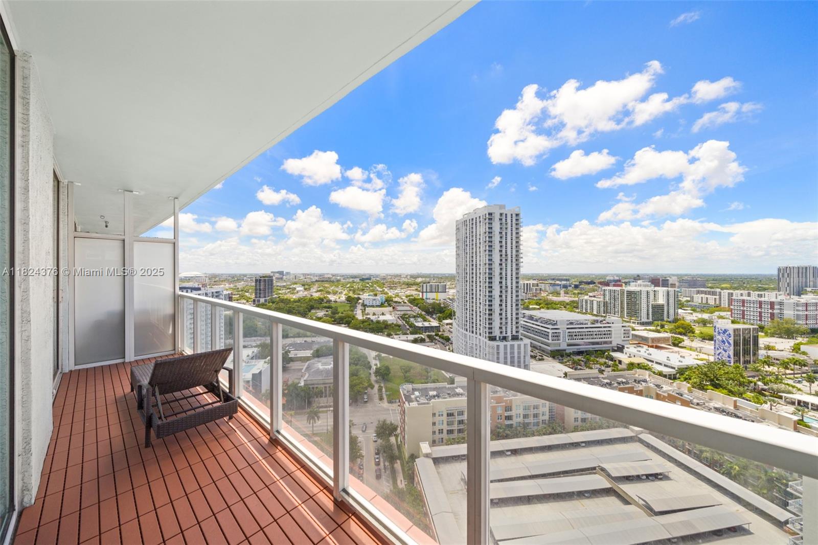 QUANTUM ON THE BAY CONDO - Residential