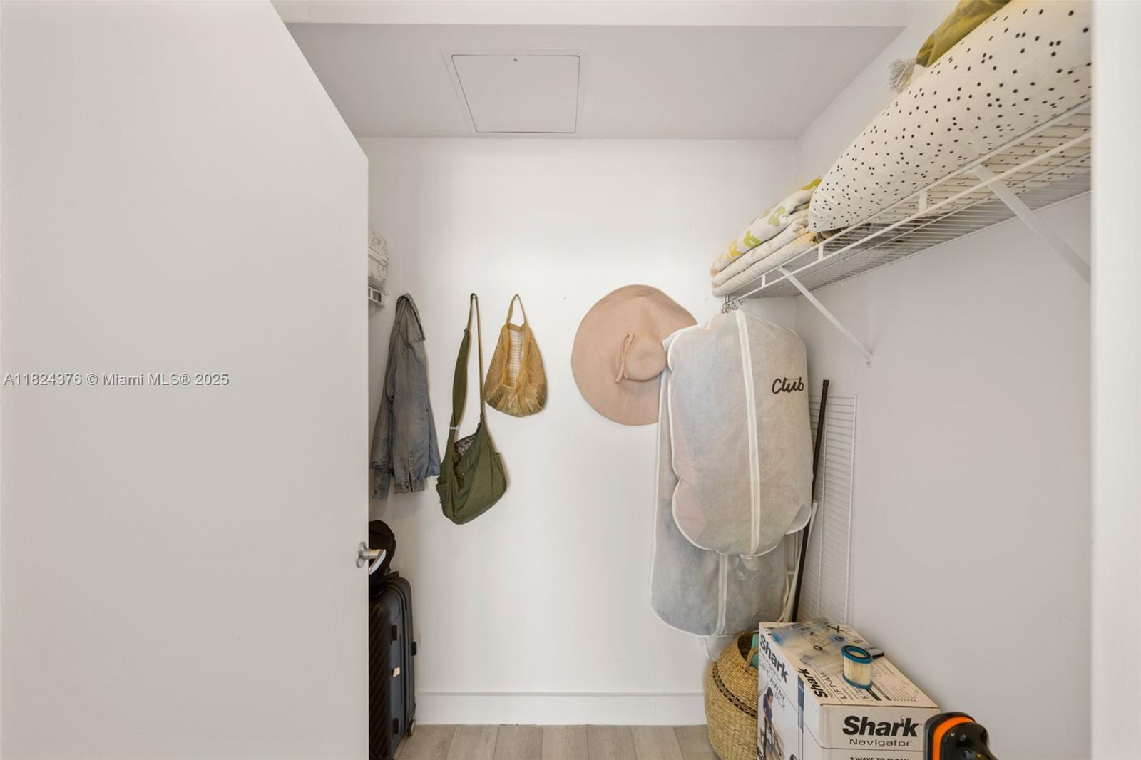 QUANTUM ON THE BAY CONDO - Residential