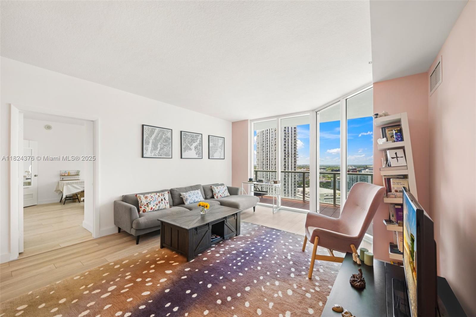 QUANTUM ON THE BAY CONDO - Residential