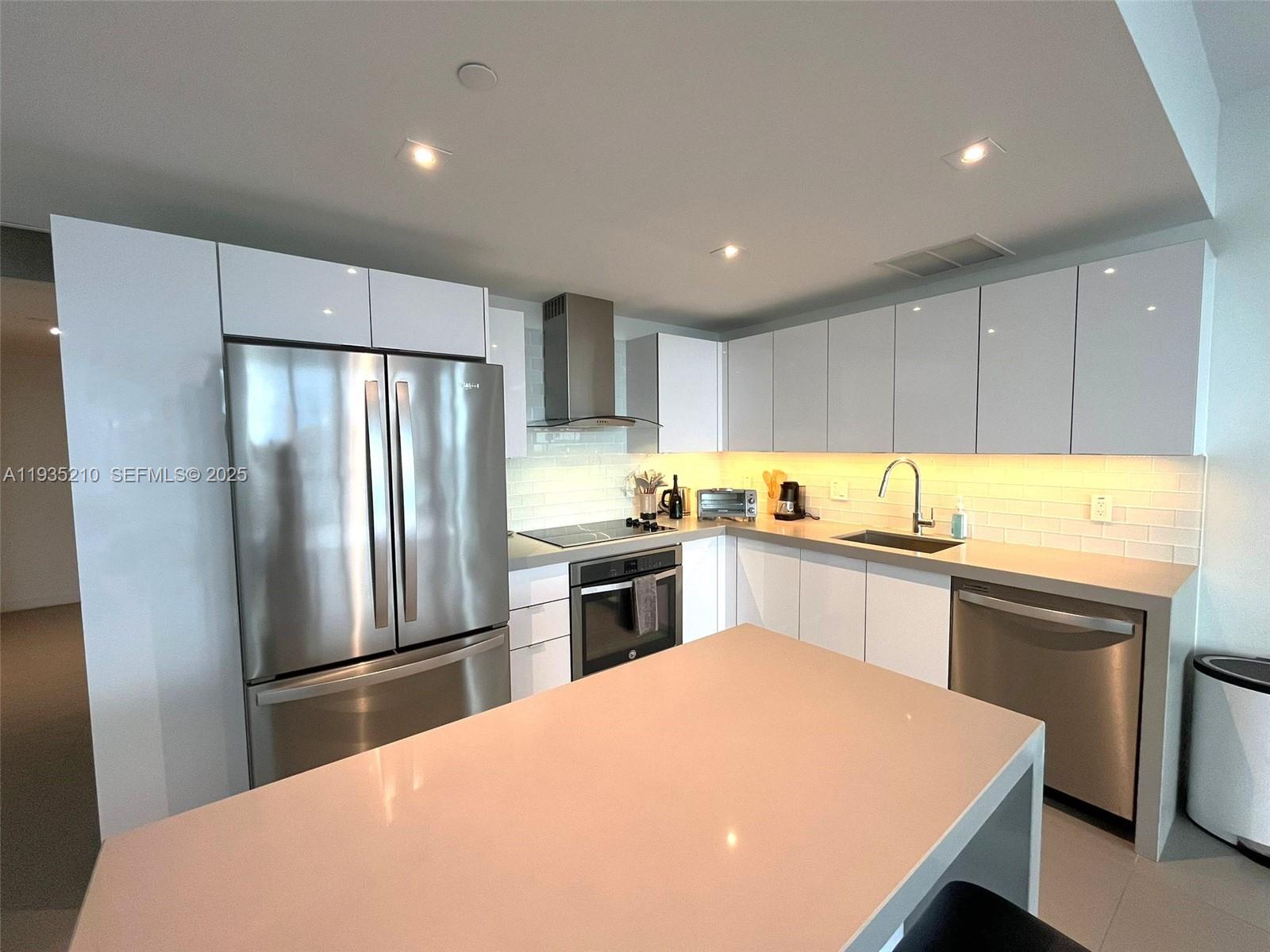 1600 NE 1st Ave 3606