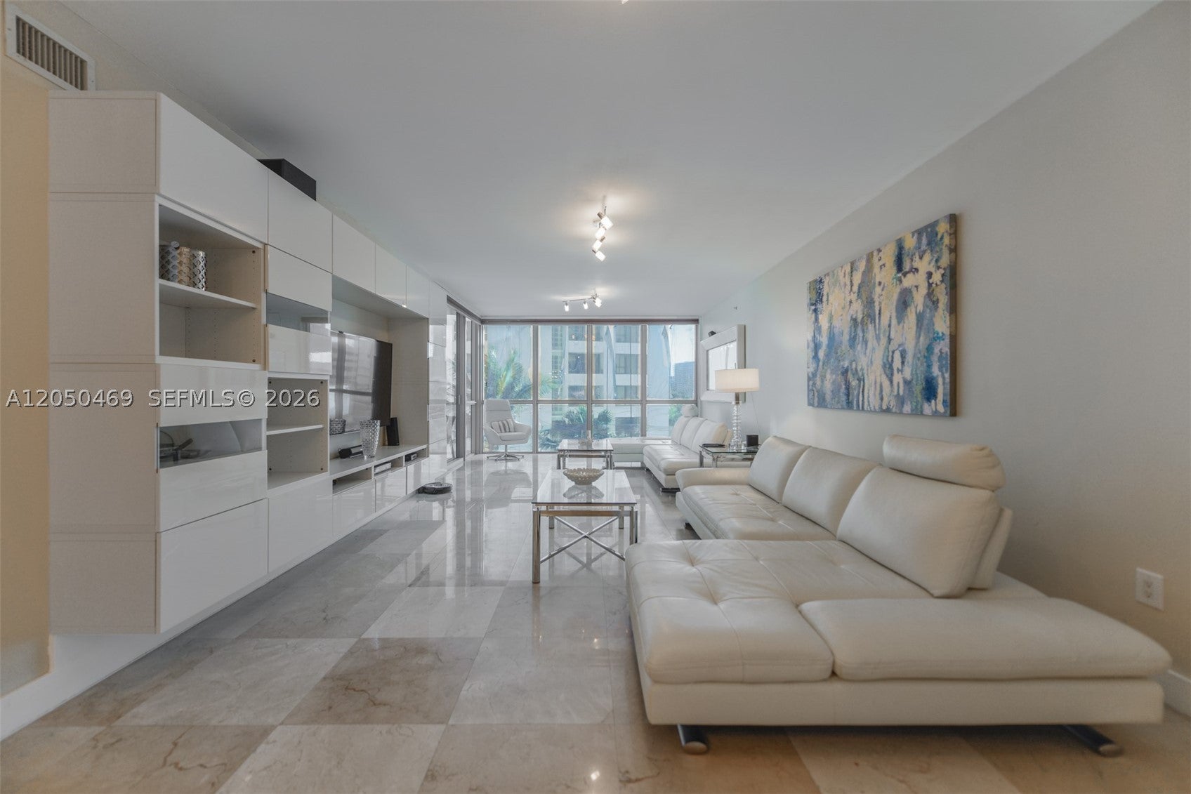3101 S Ocean Dr 404
