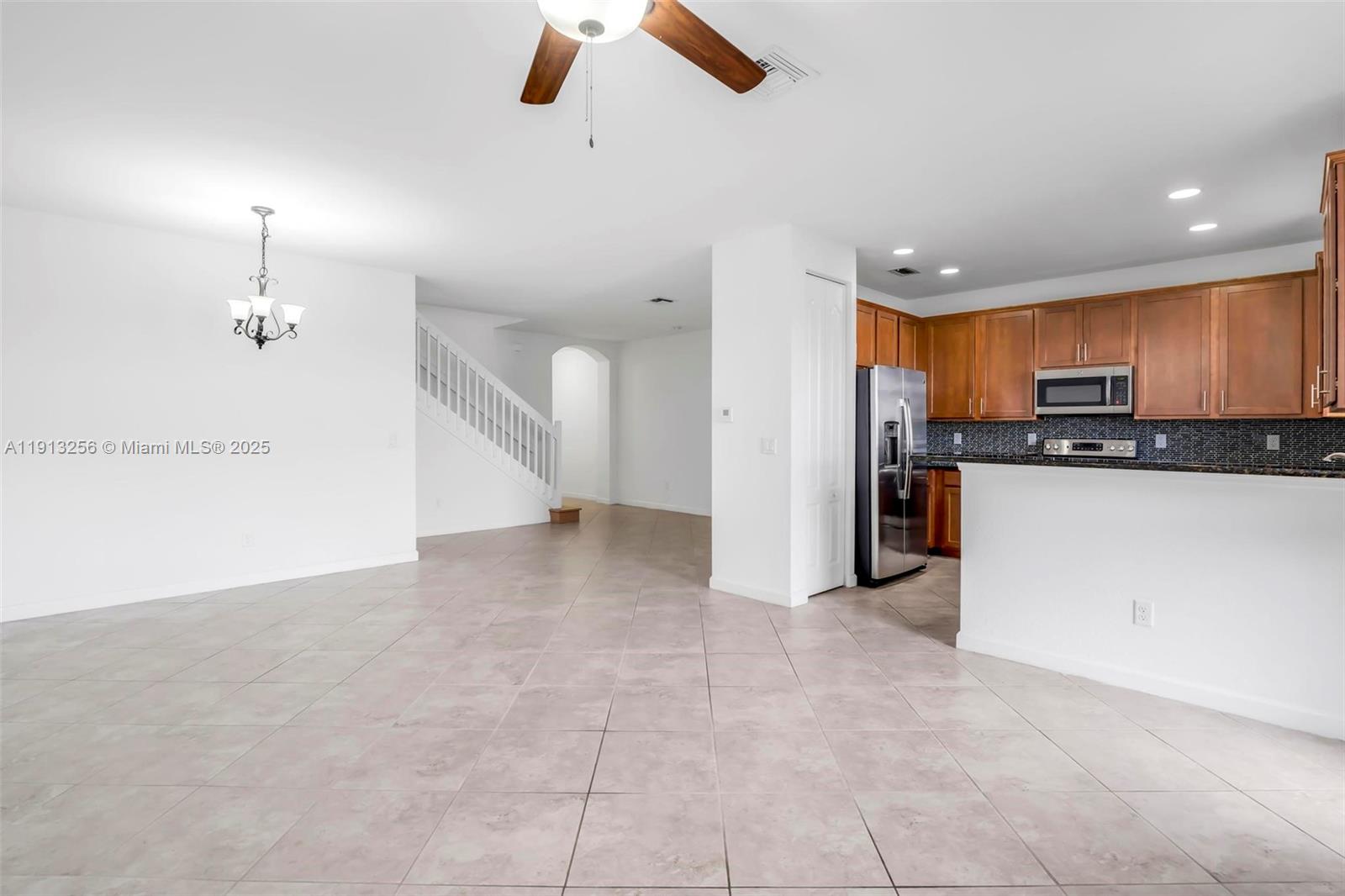 DEBUYS PLAT - Residential Lease