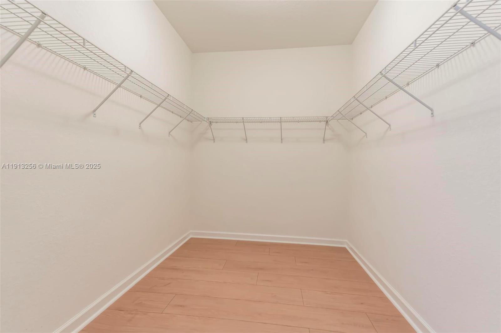 DEBUYS PLAT - Residential Lease