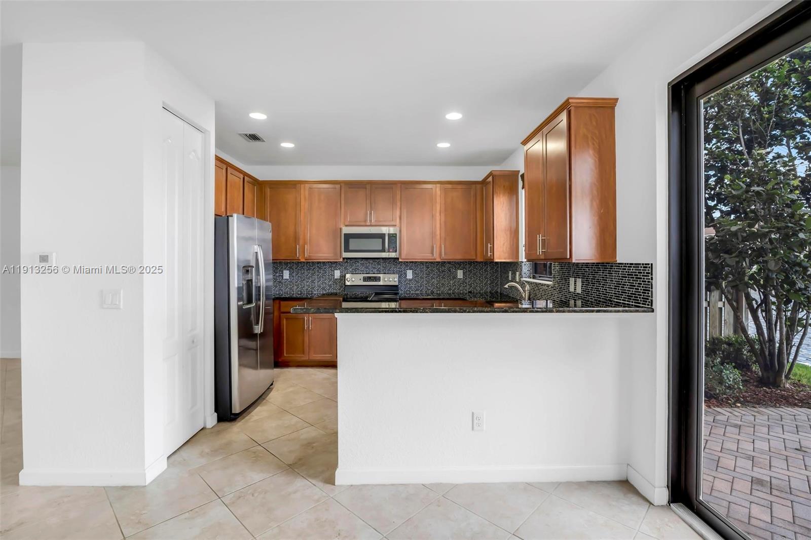 DEBUYS PLAT - Residential Lease