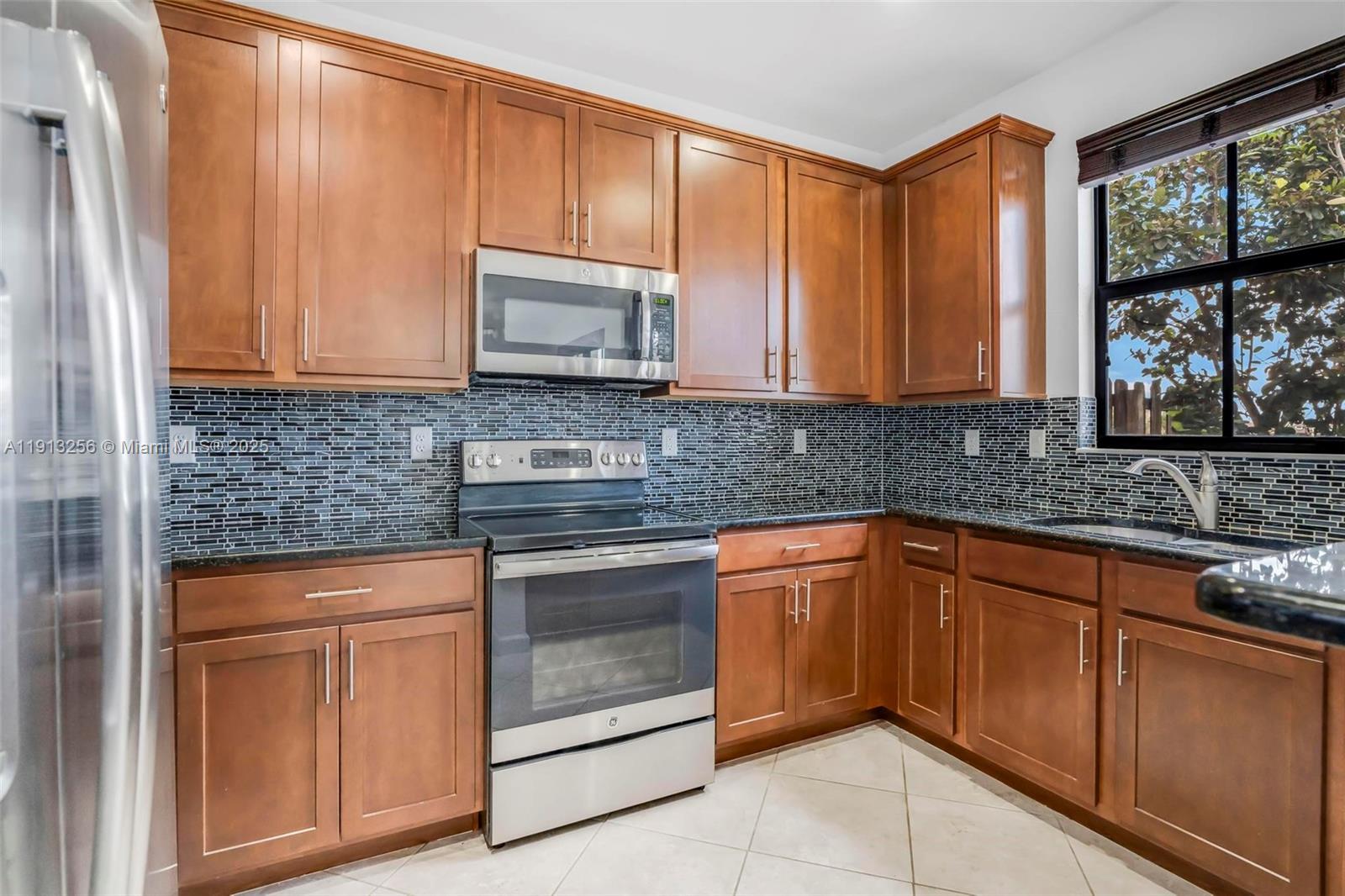 DEBUYS PLAT - Residential Lease