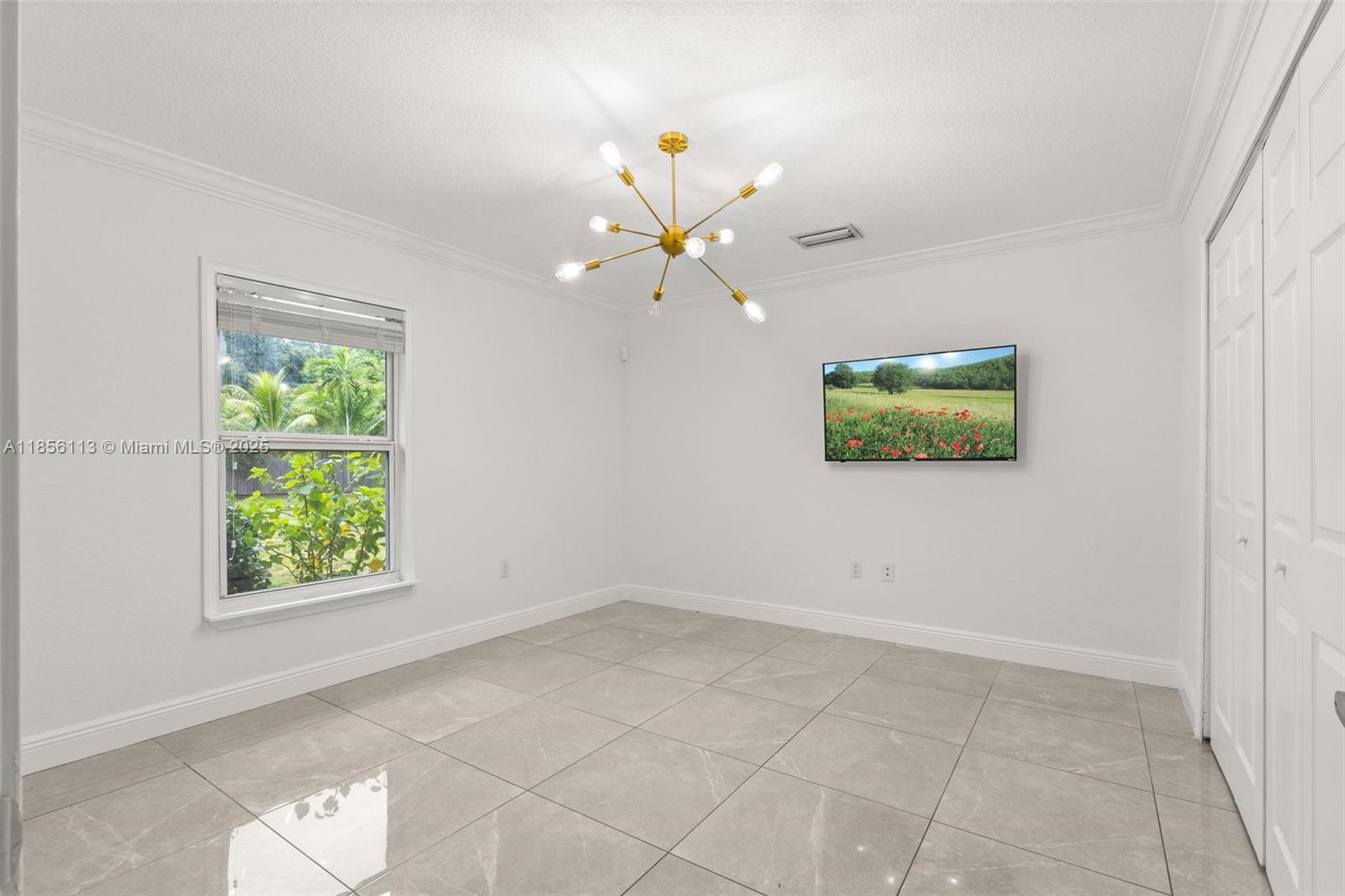 IRONS MANOR 2ND ADDN - Residential Lease