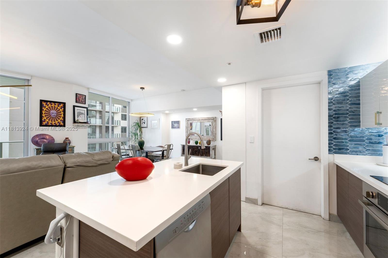 BRICKELL TEN CONDO - Residential Lease