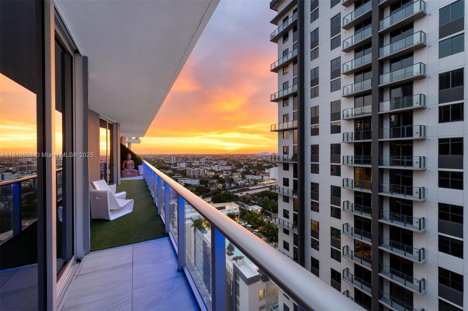 BRICKELL TEN CONDO - Residential Lease