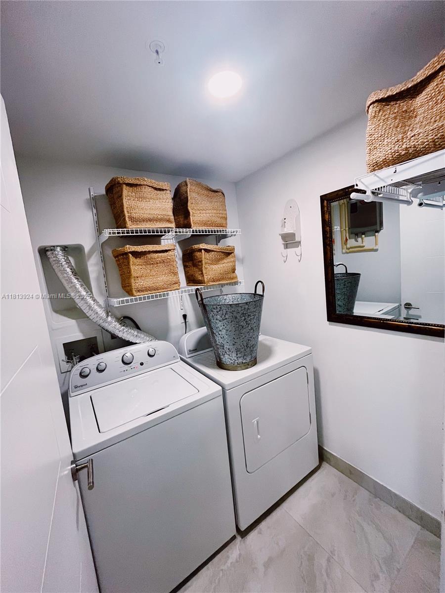 BRICKELL TEN CONDO - Residential Lease
