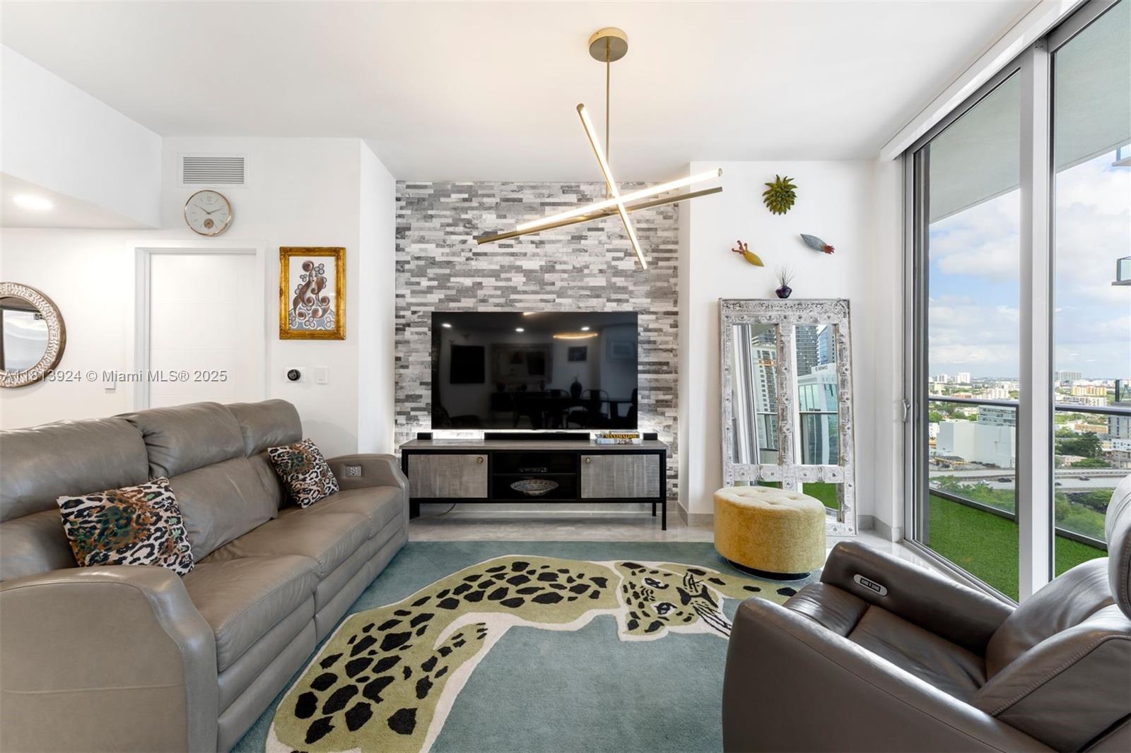 BRICKELL TEN CONDO - Residential Lease